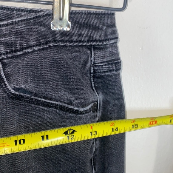 🐚Adorable Black skinny jeans! - Picture 5 of 7